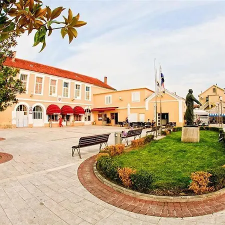 Apartment House Studenac 100m From Beach *