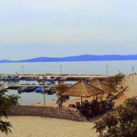 House Studenac 100m From Beach Bibinje