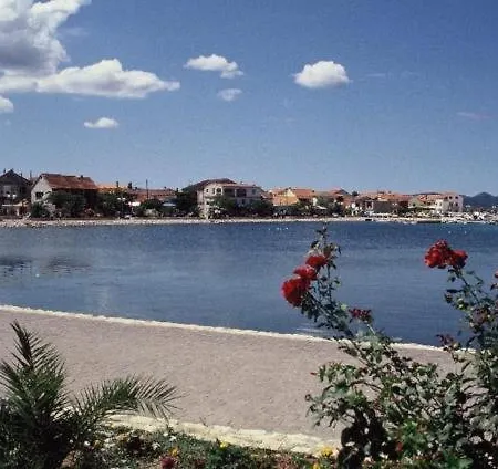 Apartment House Studenac 100m From Beach *