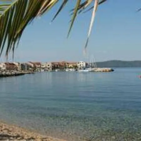 Apartment House Studenac 100m From Beach Bibinje